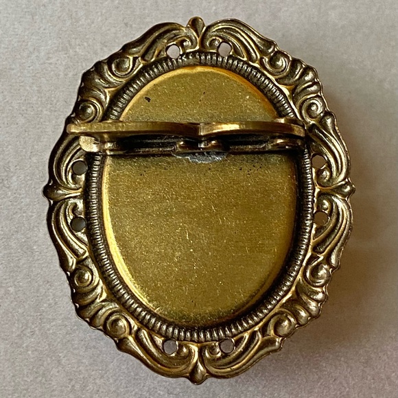 Vintage Rose Cameo - Picture 8 of 10